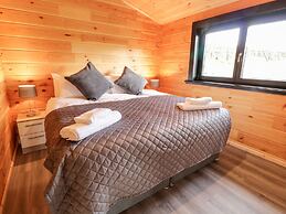 Bryn Eiddon Log Cabin