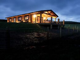 Bryn Eiddon Log Cabin