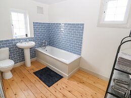 Well House Farm Flat 2