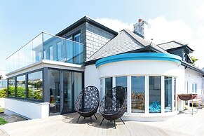 Blue Bay Beach House