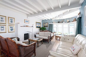 Blue Bay Beach House