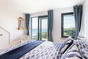 Blue Bay Beach House