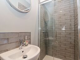 Royal Victoria House