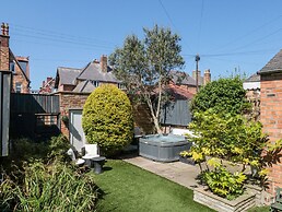 Royal Victoria House