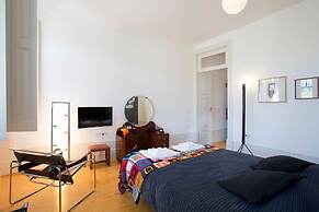 14 Esquadra  Cais das Pedras Guest House