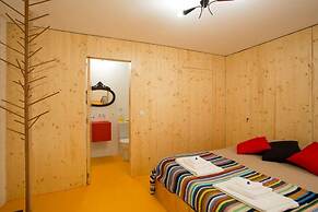 14 Esquadra  Cais das Pedras Guest House
