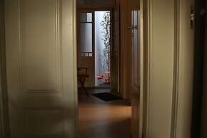 14 Esquadra  Cais das Pedras Guest House