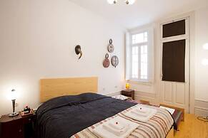 14 Esquadra  Cais das Pedras Guest House