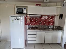 Frente ao Parque da Lagoa Quente, Apto particular com varanda e vista 