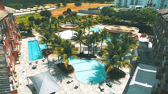 Frente ao Parque da Lagoa Quente, Apto particular com varanda e vista 