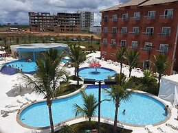 Frente ao Parque da Lagoa Quente, Apto particular com varanda e vista 