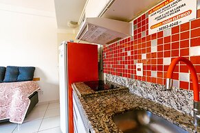 Frente ao Parque da Lagoa Quente, Apto particular com varanda e vista 