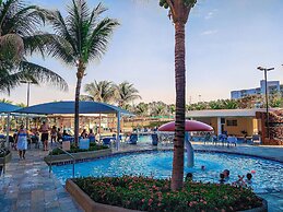 Frente ao Parque da Lagoa Quente, Apto particular com varanda e vista 