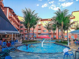 Frente ao Parque da Lagoa Quente, Apto particular com varanda e vista 