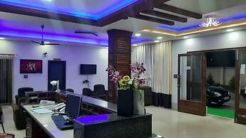 Hotel Pranav International