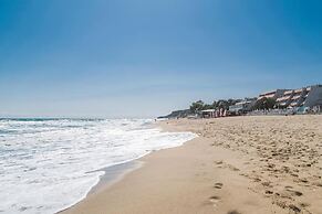 Moreto Seaside Aparthotel