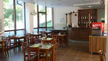 Moreto Seaside Aparthotel