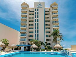 Paradise Beachfront & Nightlife Heart