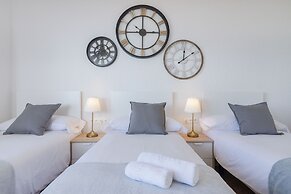 Skol Sea Views Apartments