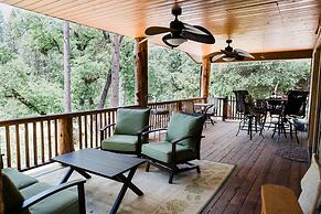 Sierra Lakes Retreat