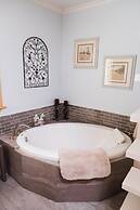 Sierra Lakes Retreat