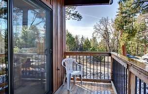 Cozy Corner Studio-a112