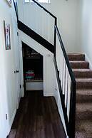 Hillside Cottage Retreat