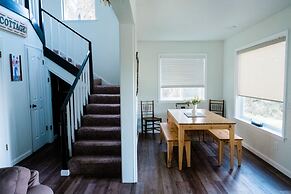 Hillside Cottage Retreat