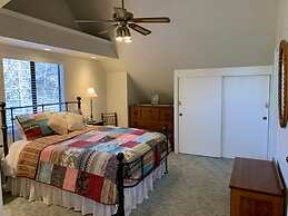 Hillside Cottage Retreat