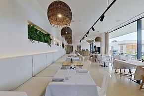 Golden Tulip Porto Vecchio