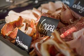 Golden Tulip Porto Vecchio