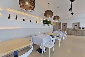 Golden Tulip Porto Vecchio