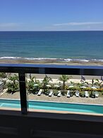 EM Royalle Hotel & Beach Resort