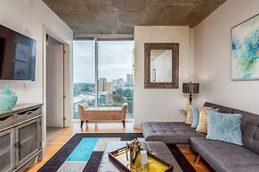 CHIC COLLECTION by NOHOTEL on 6th Street