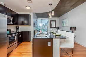 CHIC COLLECTION by NOHOTEL on 6th Street