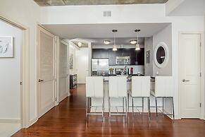 CHIC COLLECTION by NOHOTEL on 6th Street