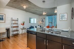 CHIC COLLECTION by NOHOTEL on 6th Street