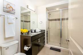 CHIC COLLECTION by NOHOTEL on 6th Street