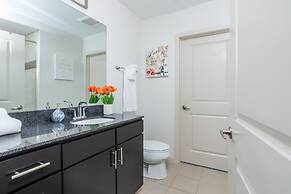 CHIC COLLECTION by NOHOTEL on 6th Street