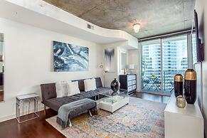 CHIC COLLECTION by NOHOTEL on 6th Street