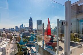 CHIC COLLECTION by NOHOTEL on 6th Street