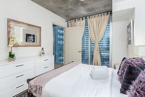 CHIC COLLECTION by NOHOTEL on 6th Street