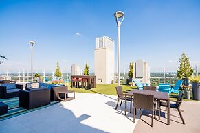 CHIC COLLECTION by NOHOTEL on 6th Street