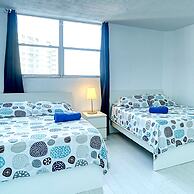 The Tides on Hollywood