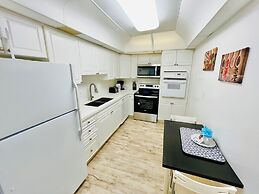 The Tides on Hollywood