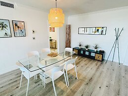 The Tides on Hollywood