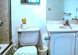 The Tides on Hollywood