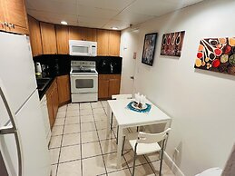 The Tides on Hollywood