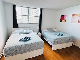 The Tides on Hollywood