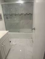 The Tides on Hollywood